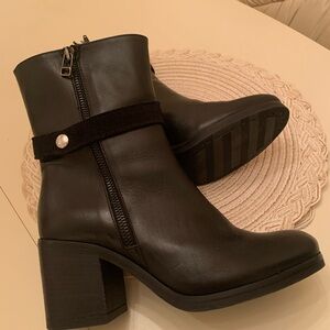 Coach and Four Black Leather Ankle Boots